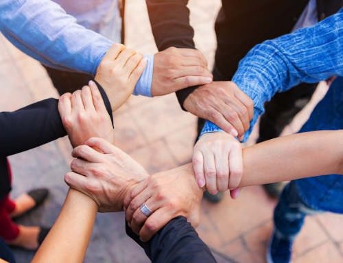 �ɞ�L(zh��ng)EYU�پW(w��ng)��һ����