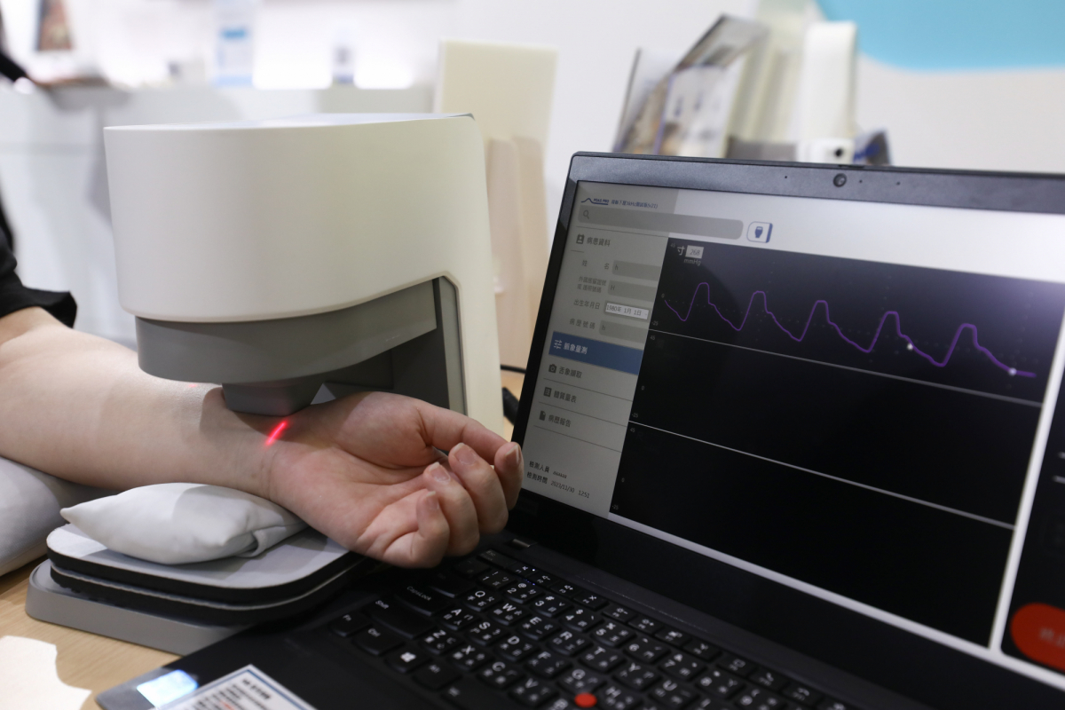 ���_�ſ��}��z�yϵ�y͸�^��X���ʿ�������ϵ�y��߀ԭ���t����ָ���}�^�̵��e���������ַ������}������D���ɔ��������F�ǻ��t�����ʴ_��